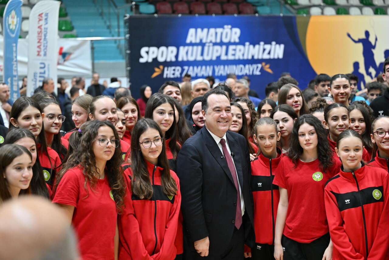 Manisa’da amatör kulüplere 12 milyon 750 bin TL: “Kavga değil, dostluk kazansın” 1